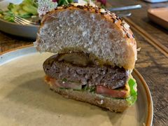 -HIGH FIVE哈福手工汉堡(桂林路店)