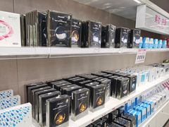 -唯品会(北京国瑞城店)