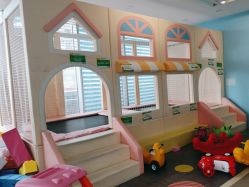 -孩子王(昆山招商花园城店)