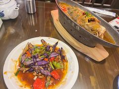 -缘来聚·徽菜名店(黄山宏村店)