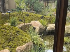 -忆江南·临江鱼馆