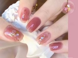 -悦指间美甲美睫