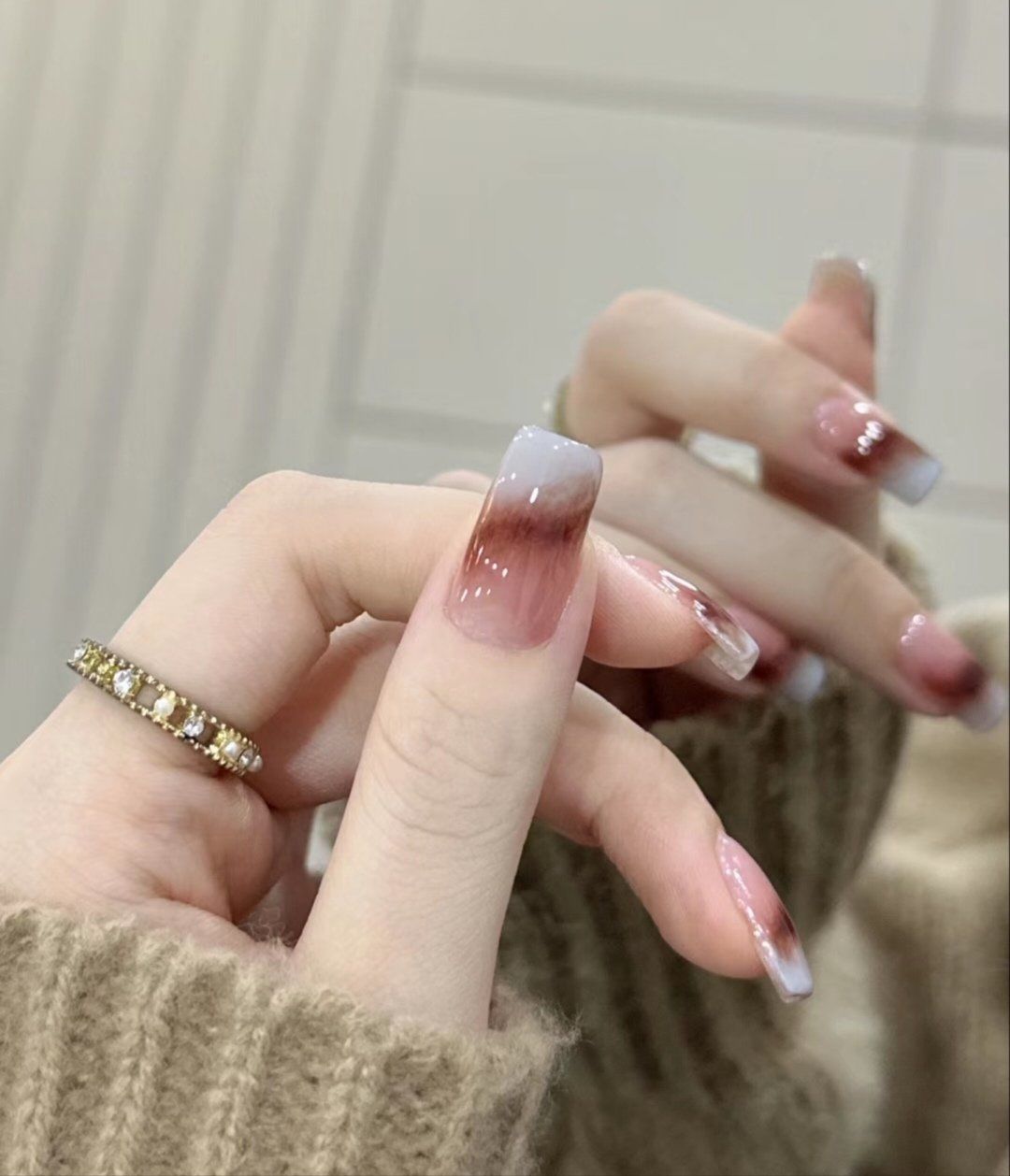 秋冬玳瑁琥珀晕染美甲