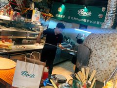-摇滚披萨(长春街店)
