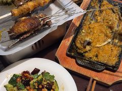 -三个大叔烤羊肉串·歌手驻唱·碳烤鲜肉(西三旗店)