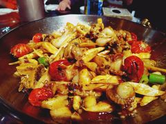 -东来菜馆•手抓海鲜家常菜•海鲜锅贴(鸽子窝店)
