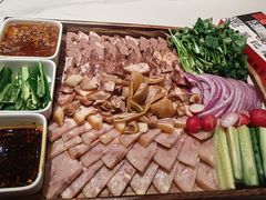 -吴记酱骨炖菜馆(康安路店)