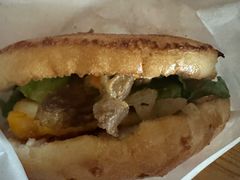 -必胜客(尹山湖歌林公园店)