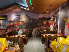 -吃饭皇帝大土家民族菜(荟聚店)