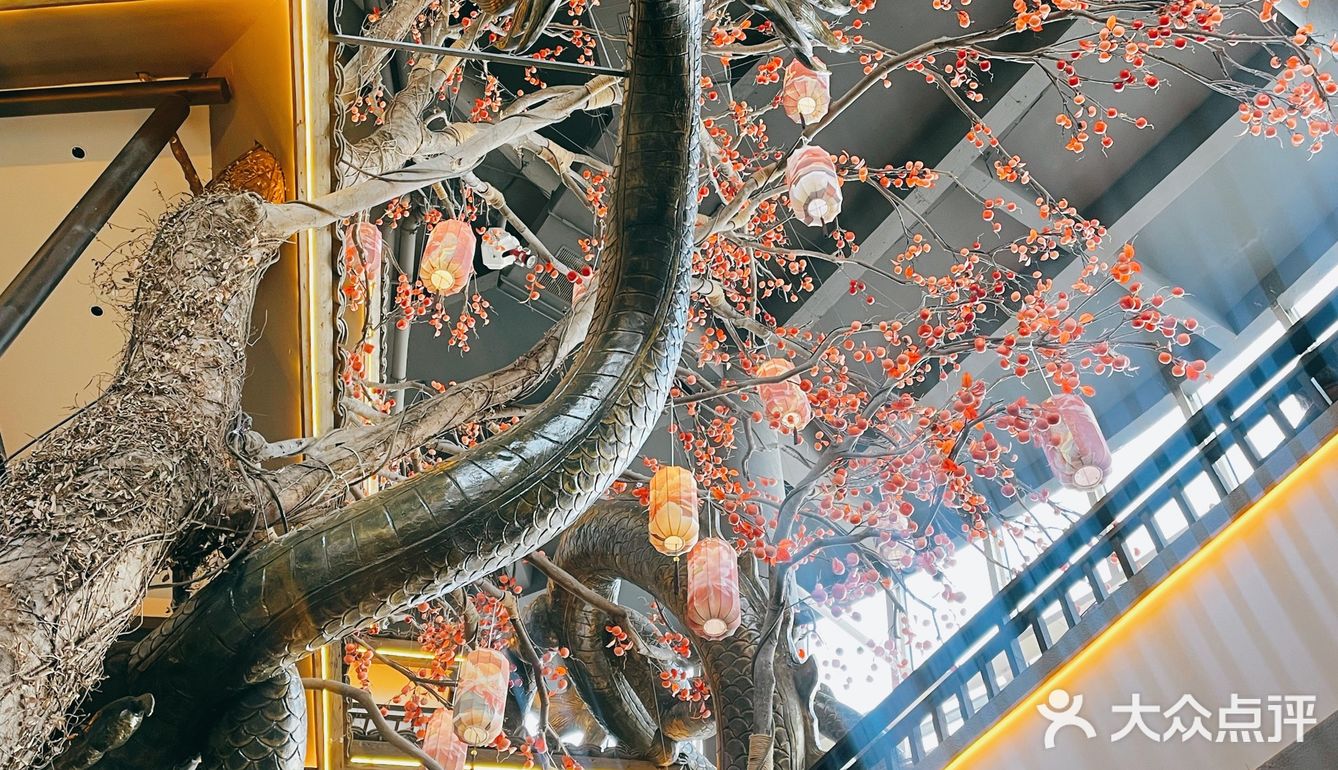 安吉必吃土家菜，没想到去了一家网红打卡店，还是多元化风格