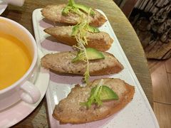 -丽莎沙拉轻食餐厅(国贸店)