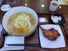 -百年老字号·观振兴蟹黄面·三虾面·苏式面(观前街富仁坊巷店)