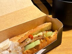 -星巴克臻选(上海中环广场2F店)