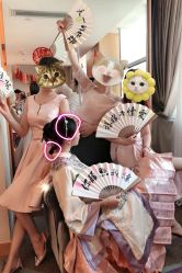 -艾米丽婚纱礼服