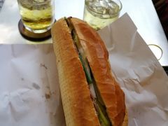 -Bánh Mì Huynh Hoa