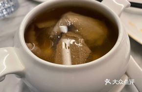 Liver-Protecting Herb Stewed Young Pigeon Soup