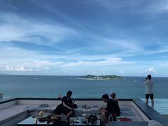 -瑰丽酒店·海吧·天际下午茶·现场DJ·天台酒吧