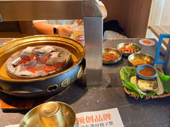 -草家酱蟹炭火烤肉店(珲春南路二店)