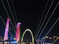 -南京眼步行桥