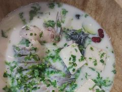 蒸汽石锅鱼-云中鱼蒸汽石锅鱼(川沙百联店)