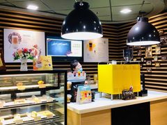 面包甜点陈列柜-麦当劳(西单明珠店)