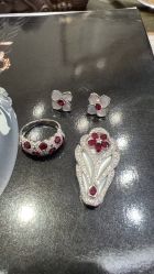 -烨麟黄金珠宝(和胤788广场一楼店)