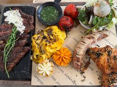 -Mark&Mars Restaurant
