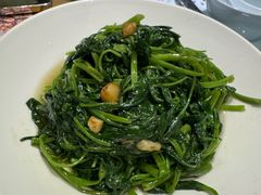 -黄泥岗·地道湖北菜(奥特莱斯店)