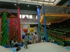 -蒙特利亲子乐园