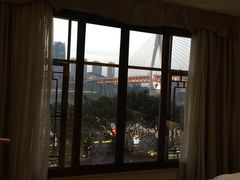 -屋顶顶城市·江景酒店-客房部