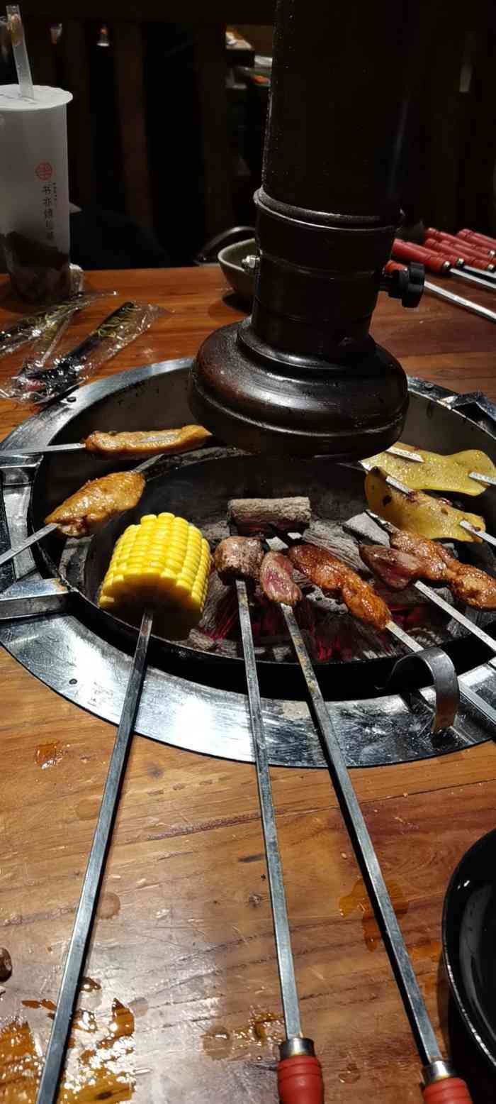 炭窑水浒烤肉(万虹广场店)-"中了大众点评的霸王餐,第一次到工业北路