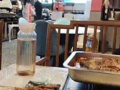 -老街烧烤大排档·地道湖北菜·龙虾馆(汉口火车站店)