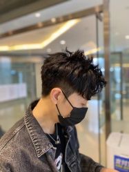 -BULB STUDIO 巴柏明星发型工作室