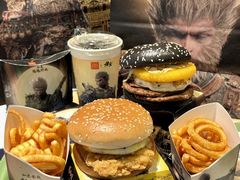 -麦当劳(新世纪环球中心店)