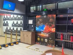 -都市枪神实弹射击俱乐部