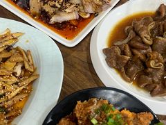 -朱大嘴肥肠血旺(福字街店)