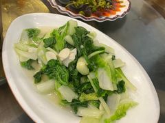 -石磨豆花家常菜·牦牛排土火锅