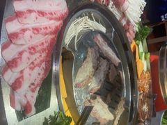 -哈哈碳都·牛肋条无限自助烤肉(台江万达店)