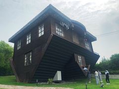 -金山农民画村-枫泾波兰倒置屋