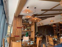 大堂-芳草地度假酒店·野炉中餐厅