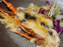 -广州万富希尔顿酒店·感趣自助餐厅·金秋蟹宴生蚝海鲜刺身