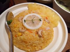 菠萝海鲜炒饭-吕氏疙瘩汤·新鲁菜(济南万象城店)