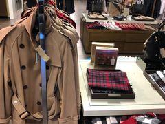 -巴宝莉工厂店/折扣店(工厂店)