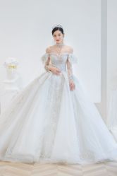 -予白婚纱礼服馆
