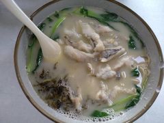 -明呈黄鱼面馆(斜土路店)