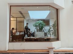 -Line 咖啡(石厦花园店)