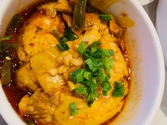 -渝是乎酸菜鱼·川渝小炒(新世界百货望京店)