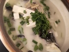 -姜君·千岛湖鱼头馆(浦东大道店)