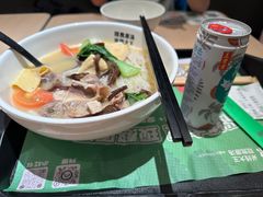 -蒙自源米线大王(东站店)