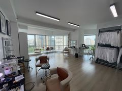 -bobo高端证件照工作室(三元桥店)